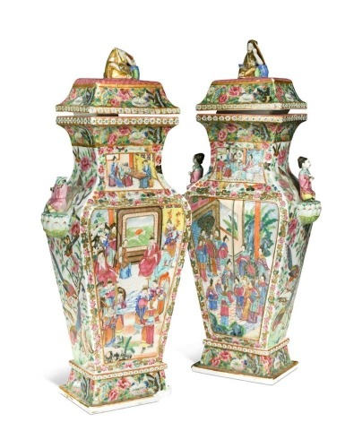 A pair of Chinese Canton vases and covers, Qing Dynasty, mid-19th century,