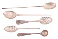 An 18th-century silver "Rat's Tail" mote spoon with long spiked slip, a smaller and slightly later example with a barbed slip and one other and two further spoons. 1.74 ozt / 54.6 grams combined gross weight of silver.
